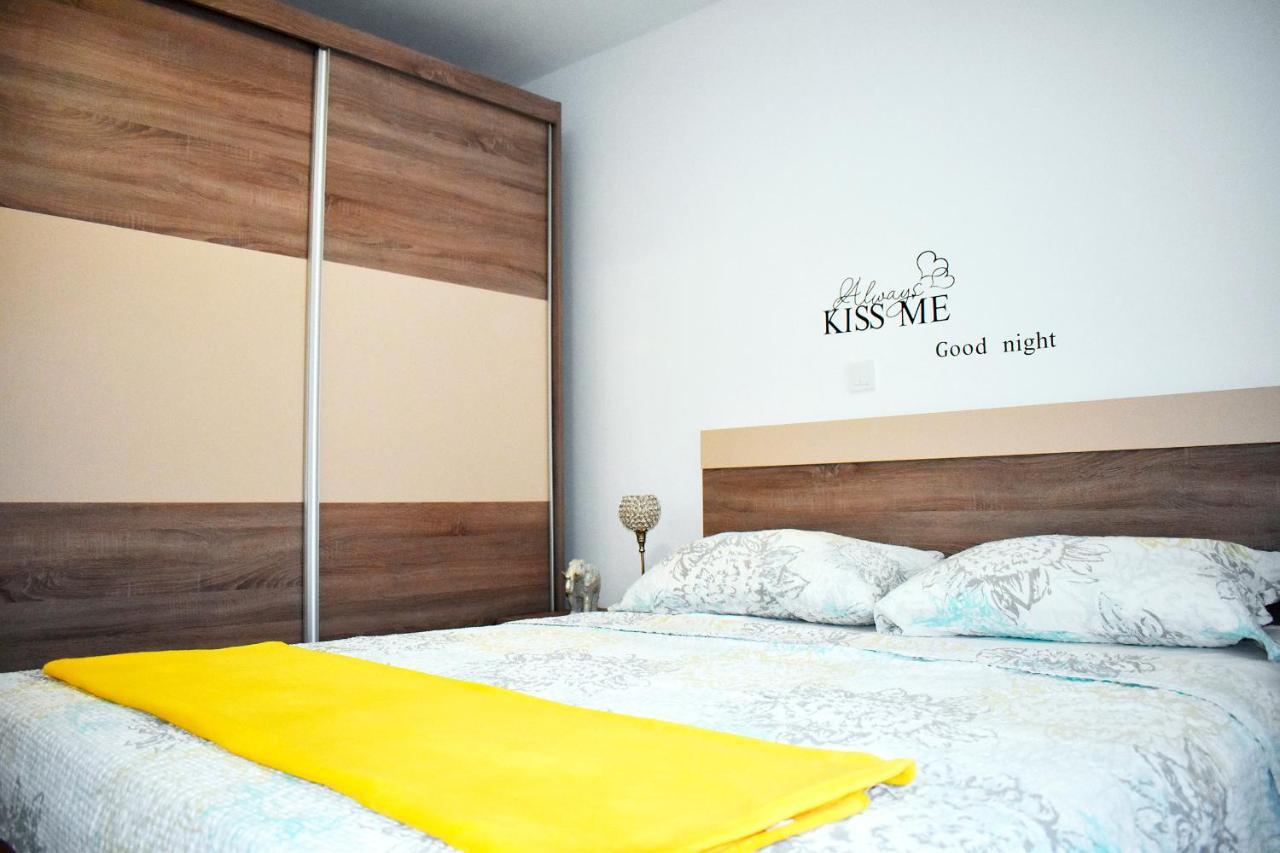 Apartmani Lovrencic فرسي المظهر الخارجي الصورة
