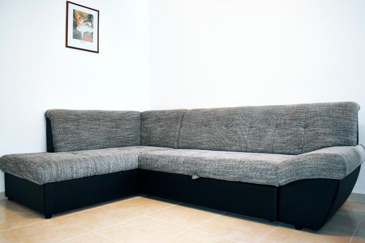 Apartmani Lovrencic فرسي المظهر الخارجي الصورة